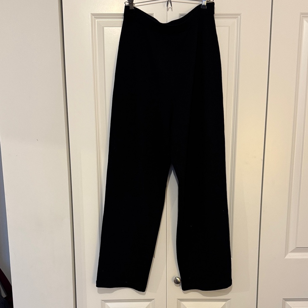 St. John wide leg knits